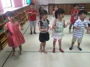 我們開心唱歌