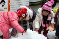 開心玩雪囉