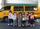 1.娃娃車安全演習，老師引導坐娃娃車時的安全事項.jpg
