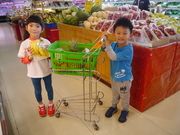 4.我們買了許多水果喔!