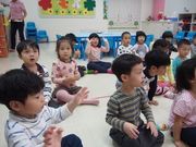 唱感恩歌   
