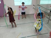 大家一起舞動身體