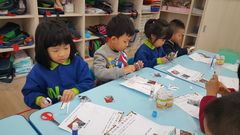 10.回校區後完成夏卡爾的畫作學習單