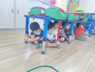 5練習抓住桌腳並保持冷靜.JPG