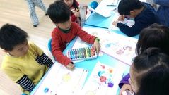 著色燈籠模型
