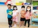 8小爸爸們練習照顧懷孕的小媽媽.jpg