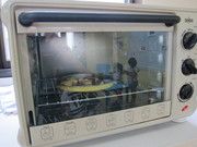 餅乾放入烤箱
