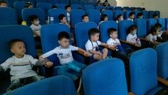 觀看影片,認識餘樂園
