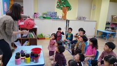 5.帶領孩子們親子彩繪燈籠