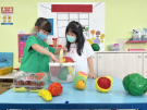 我們準備開店賣水果了.JPG