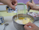1先攪拌好鬆餅粉.jpg