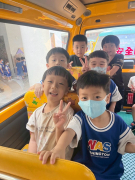 搭娃娃車好好玩