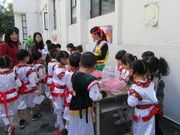 搓湯圓"事事圓滿"
