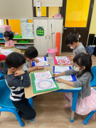 用蠟筆畫出各種符號.jpg